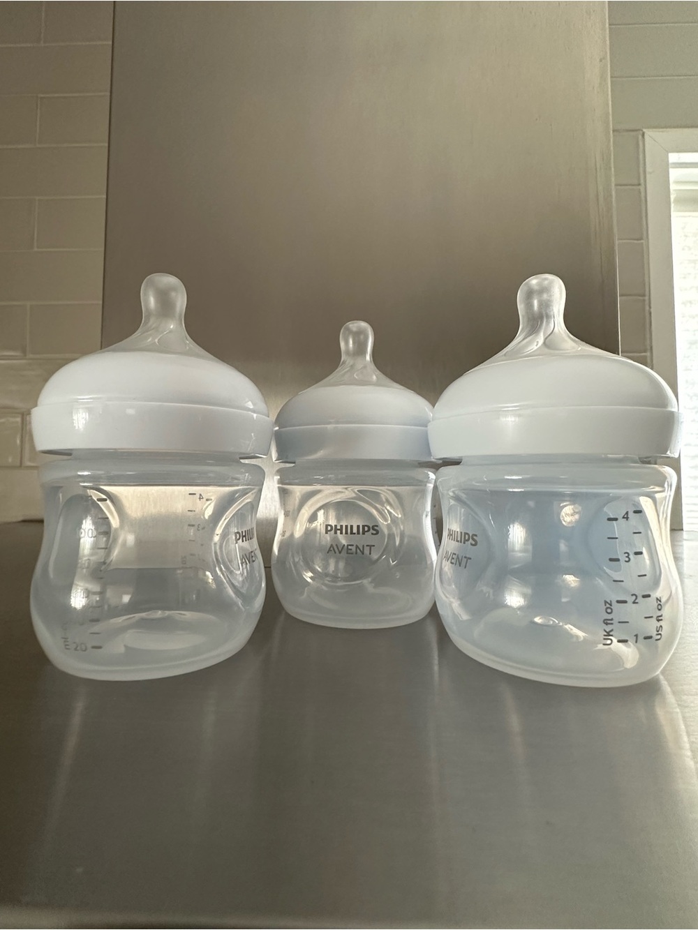 3x Philips Avent Clear Baby Bottle with White Cap